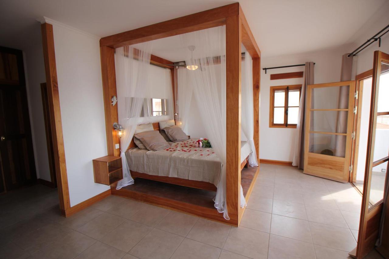 Casa Evora - Luxury And Front Maison d'hôtes